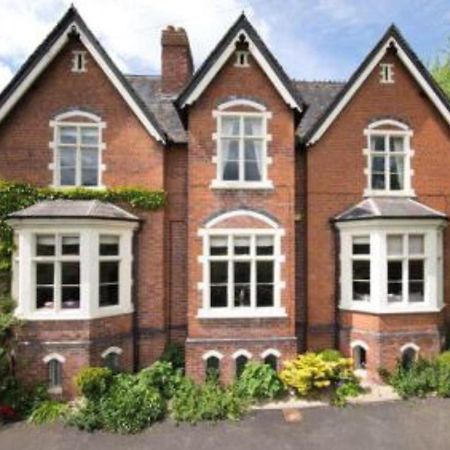 Burleigh House B And B Panzió Tenbury Kültér fotó